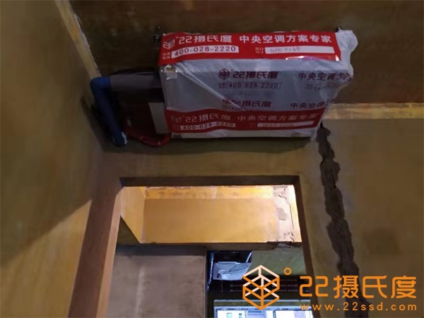 雙流格林城格力一拖五安裝現(xiàn)場實(shí)拍